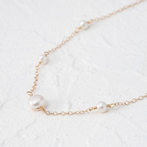 "Alexia" dainty pearl necklace