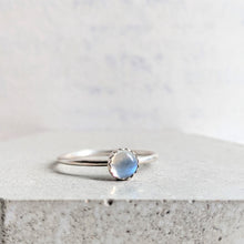 Load image into Gallery viewer, &quot;Angharad&quot; moonstone ring
